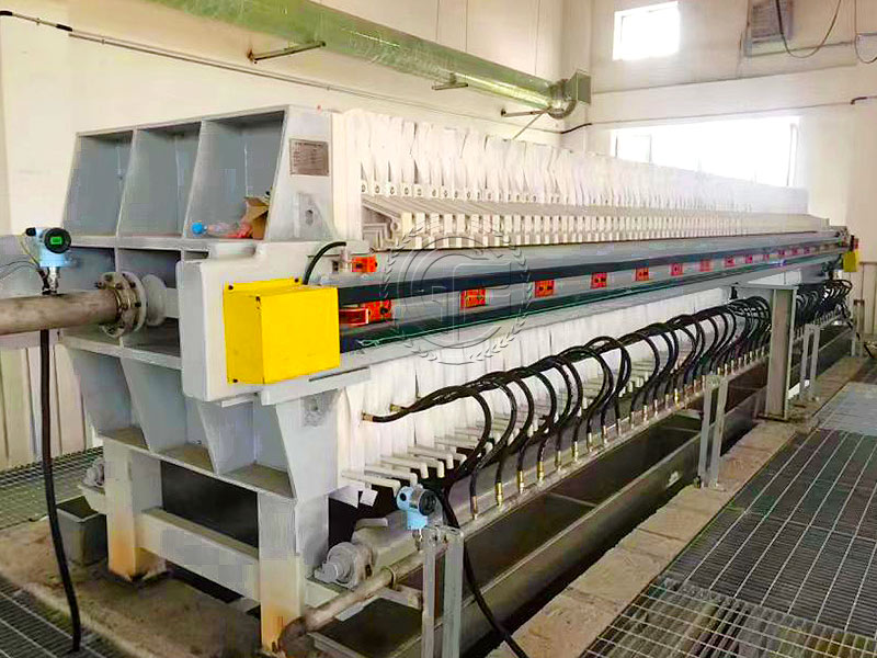 High-efficiency and precise plate and frame filter press